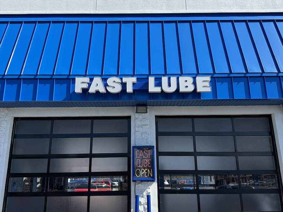 Keep Your Ride Running Efficiently With A Professional Oil Change